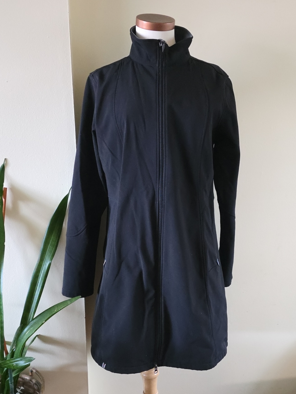 Vuarnet Black Soft Shell Long Polar Fleece Lined Zip Up Women’s Coat - 14